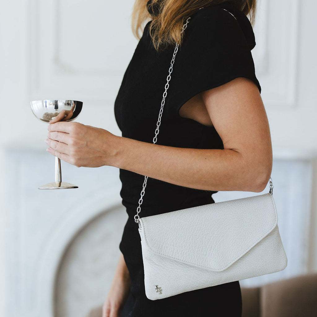 Comodo Clutch in Savanna Stone Silver Hardware Chain on model