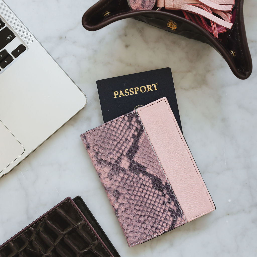 Libretto Passport Case in Pink Snake/Blush
