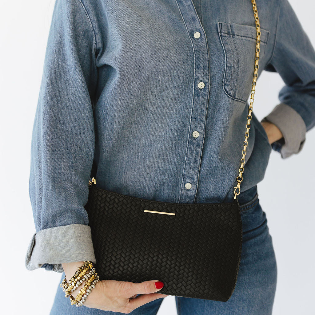 Vivace Crossbody with Chain in Woven Black Leather and Gold Hardware Closeup Model